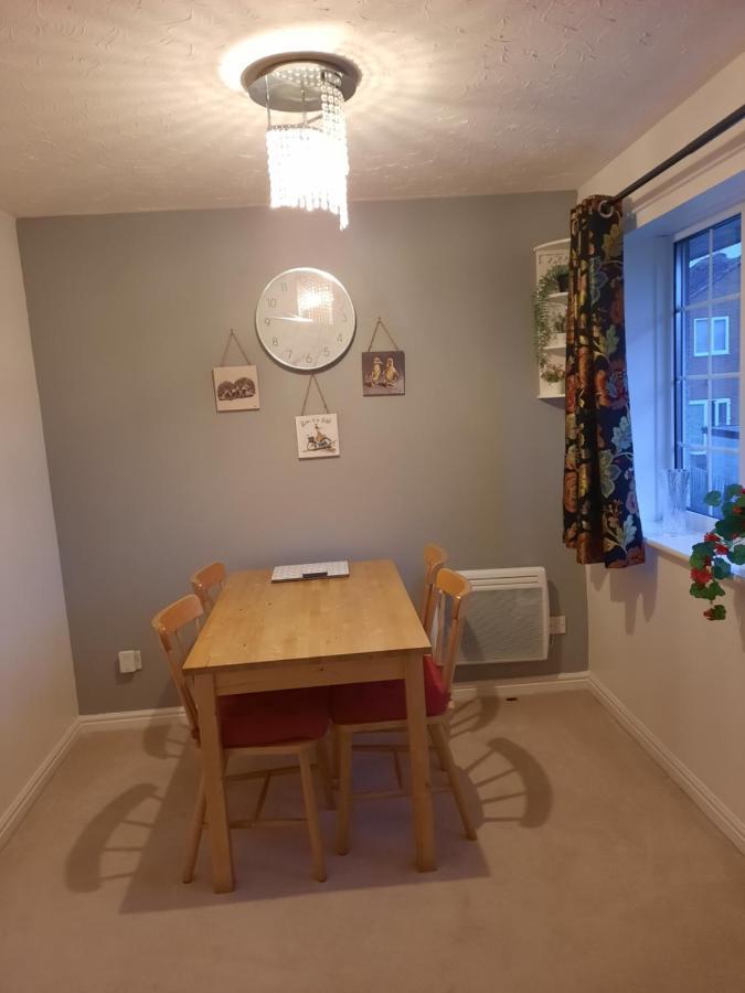Апартаменти Redmire - 2 Bed 1St Floor Flat Overlooking Green Дарлінгтон Екстер'єр фото